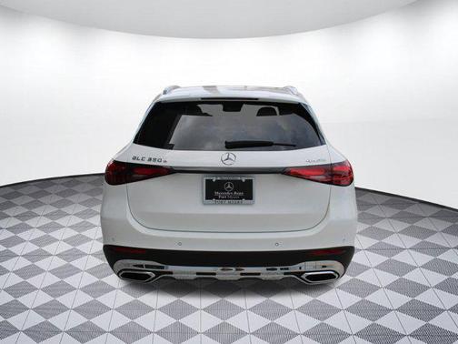 2025 Mercedes-Benz GLC 350e Base