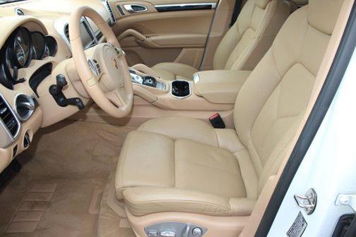 2014 Porsche Cayenne Cayenne