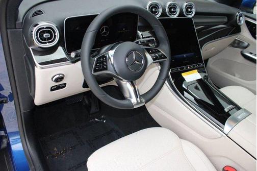 2026 Mercedes-Benz GLC 300 Base