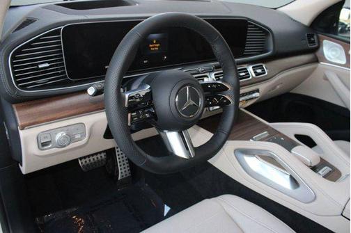 2026 Mercedes-Benz GLS 450 4MATIC