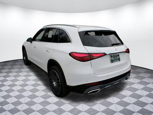 2025 Mercedes-Benz GLC 300 Base
