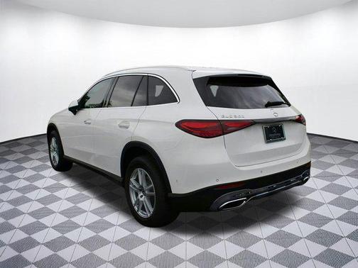 2025 Mercedes-Benz GLC 300 Base