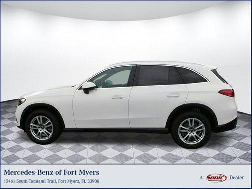 2025 Mercedes-Benz GLC 300 Base