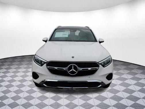 2025 Mercedes-Benz GLC 300 Base