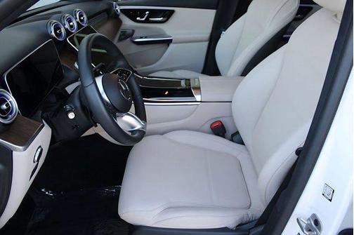 2025 Mercedes-Benz GLC 300 Base