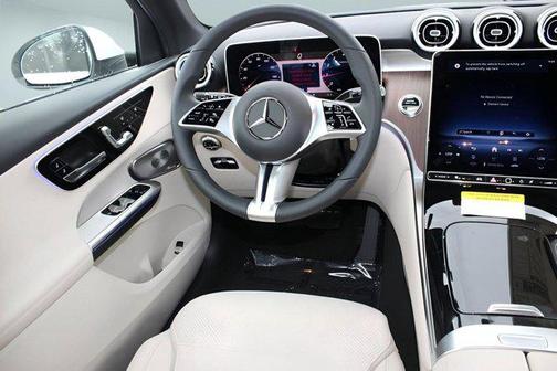 2025 Mercedes-Benz GLC 300 Base