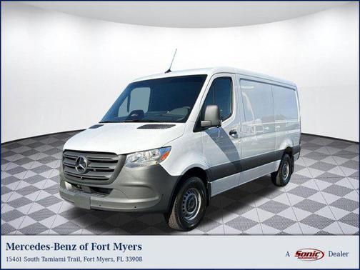 Arctic White 2026 Mercedes-Benz Sprinter 2500 Standard Roof