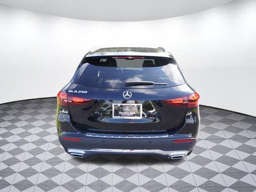 2025 Mercedes-Benz GLA 250 Base