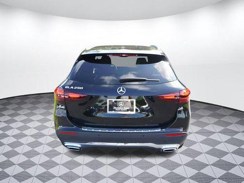 2025 Mercedes-Benz GLA 250 Base