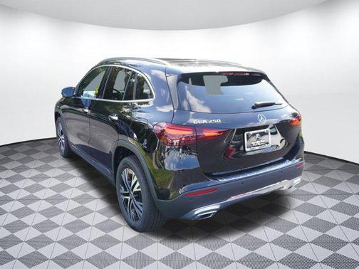 2025 Mercedes-Benz GLA 250 Base