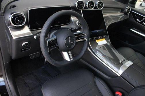 2026 Mercedes-Benz GLC 300 Base