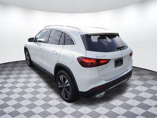 2025 Mercedes-Benz GLA 250 Base