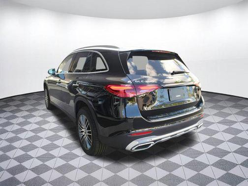 2025 Mercedes-Benz GLC 300 Base