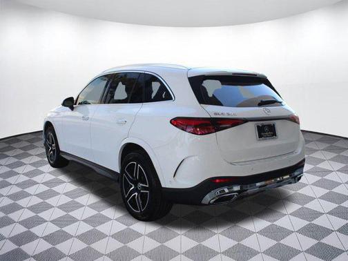 2026 Mercedes-Benz GLC 300 Base