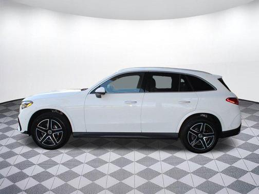 2026 Mercedes-Benz GLC 300 Base