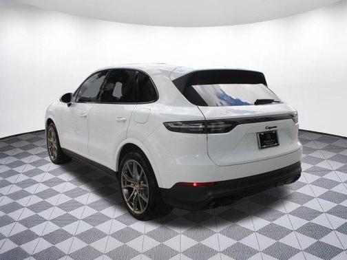 2021 Porsche Cayenne Cayenne