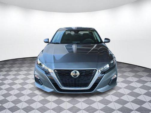 2022 Nissan Altima S FWD