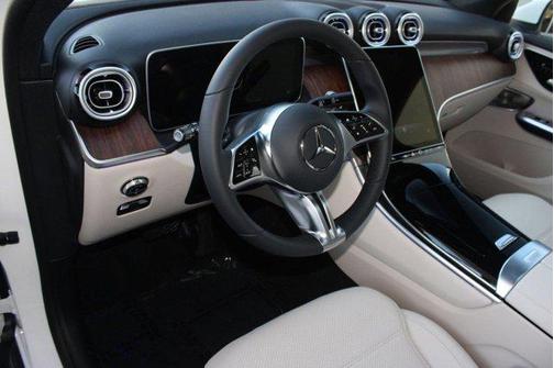 2026 Mercedes-Benz GLC 300 Base