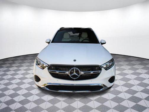 2026 Mercedes-Benz GLC 300 Base