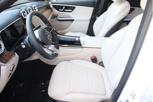 2026 Mercedes-Benz GLC 300 Base