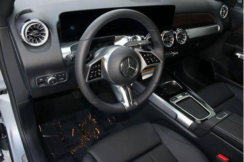 2026 Mercedes-Benz GLB 250 Base