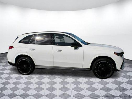 2025 Mercedes-Benz GLC 300 Base