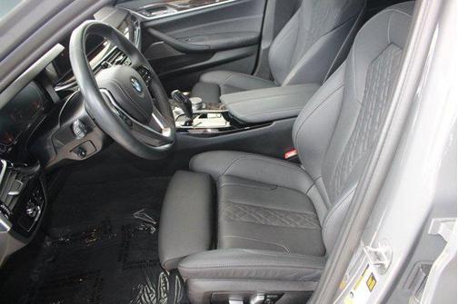 2022 BMW 530 i
