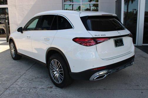 2026 Mercedes-Benz GLC 300 Base