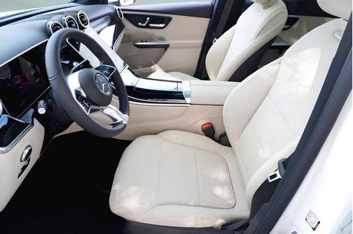 2025 Mercedes-Benz GLC 300 Base