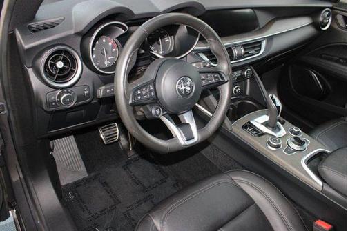 2022 Alfa Romeo Stelvio Ti