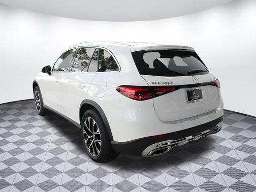 2025 Mercedes-Benz GLC 350e Base