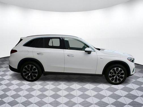 2025 Mercedes-Benz GLC 350e Base