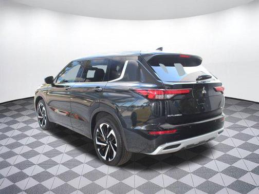2022 Mitsubishi Outlander SEL Special Edition 2WD