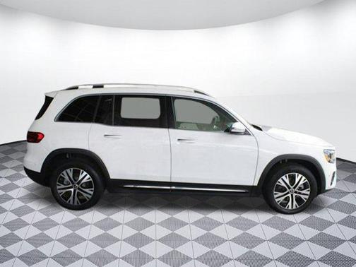 2025 Mercedes-Benz GLB 250 Base