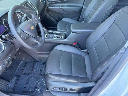 Summit White 2021 Chevrolet Equinox 1LT