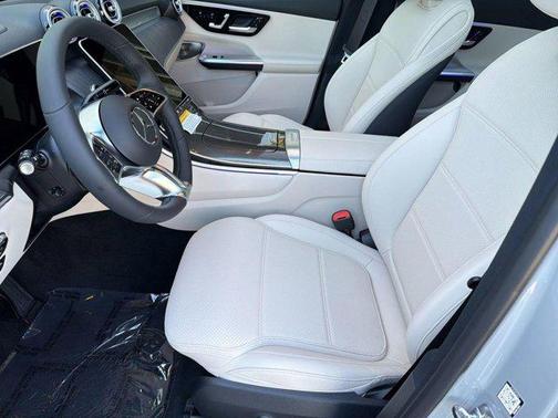 MANUFAKTUR Alpine Grey 2026 Mercedes-Benz GLC 300 Base
