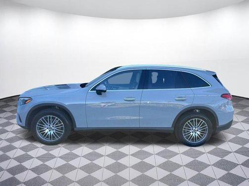 MANUFAKTUR Alpine Grey 2026 Mercedes-Benz GLC 300 Base