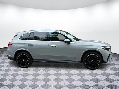 2025 Mercedes-Benz GLC 300 4MATIC