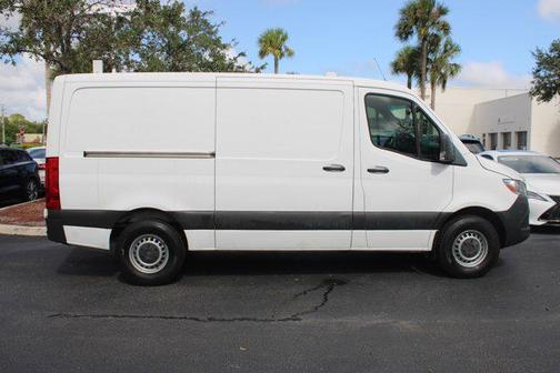 2019 Mercedes-Benz Sprinter 2500 Standard Roof