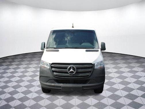 2019 Mercedes-Benz Sprinter 2500 Standard Roof