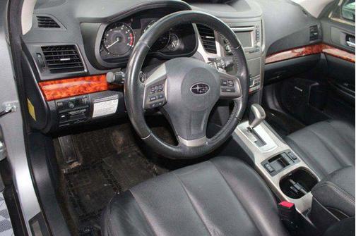 2012 Subaru Outback 2.5i Limited