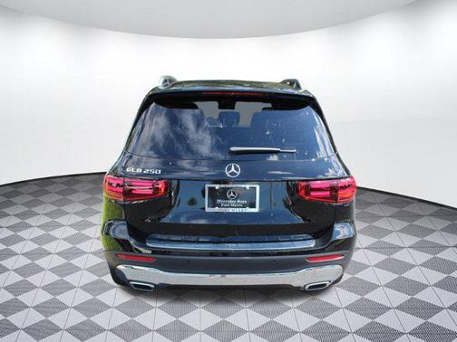 2025 Mercedes-Benz GLB 250 Base
