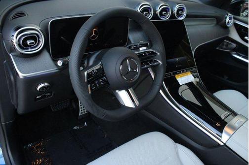 2026 Mercedes-Benz GLC 300 4MATIC