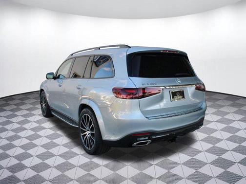 2026 Mercedes-Benz GLS 450 4MATIC