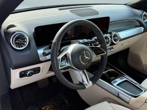 2025 Mercedes-Benz GLB 250 Base