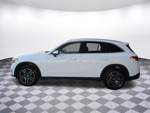 2026 Mercedes-Benz GLC 300 Base