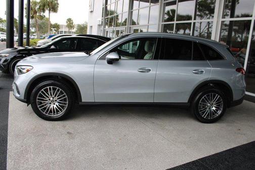 2026 Mercedes-Benz GLC 300 Base