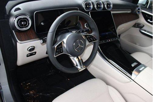 2026 Mercedes-Benz GLC 300 Base