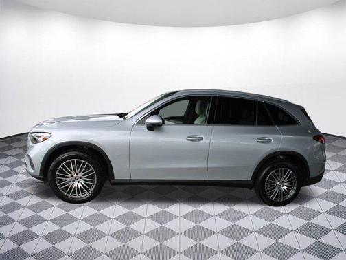2026 Mercedes-Benz GLC 300 Base
