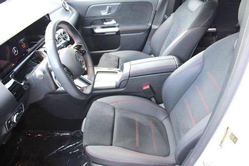 2025 Mercedes-Benz GLA 250 Base